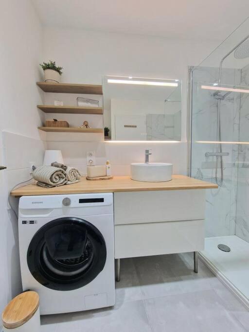 Cosy A 5 Min Des Plages Apartment